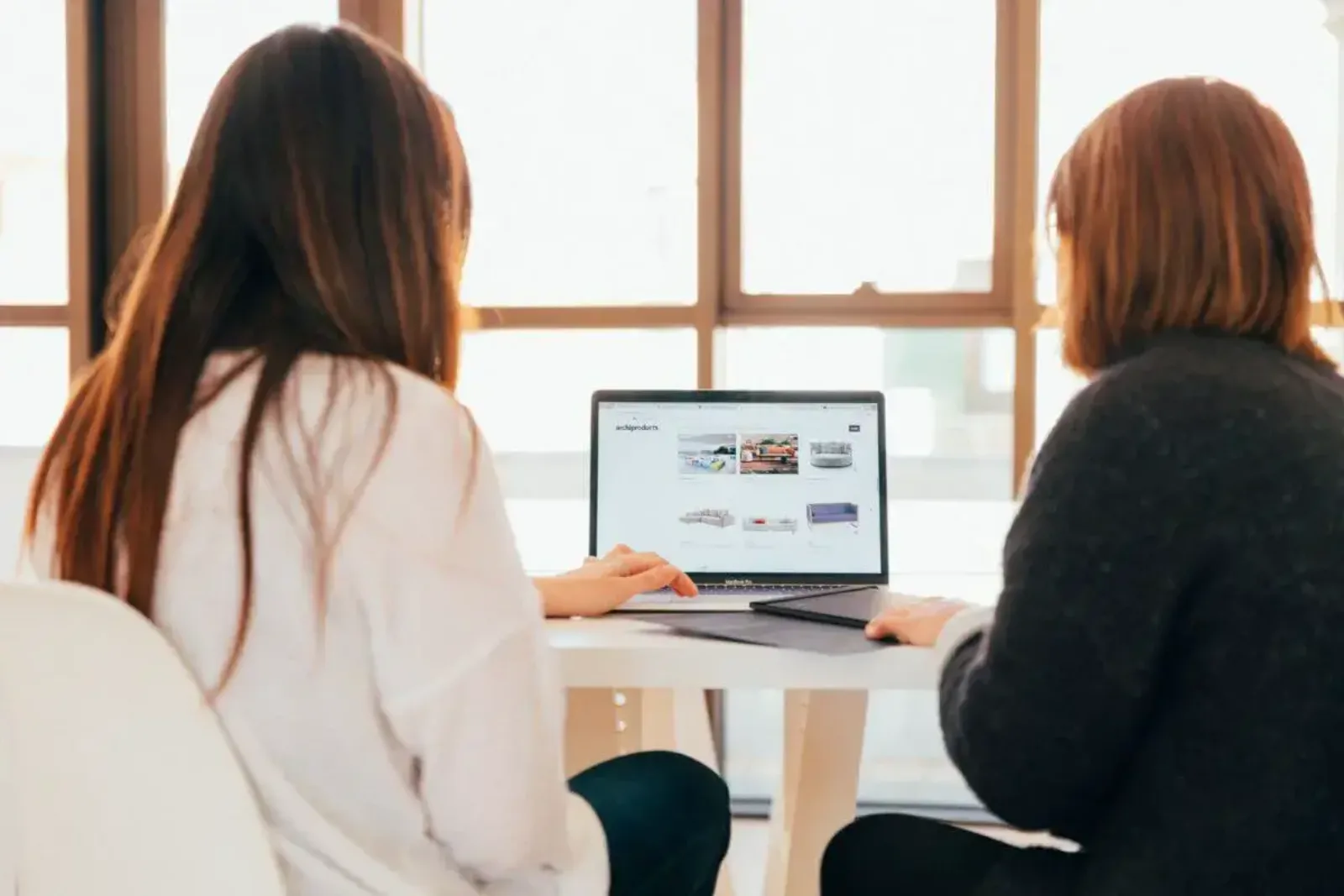 3 ways tech brands insert experiential marketing tactics into the UX